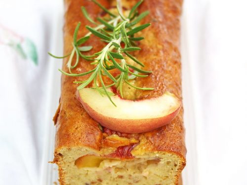 Cake Aux Peches Mascarpone Et Romarin Sans Beurre Un Dejeuner De Soleil