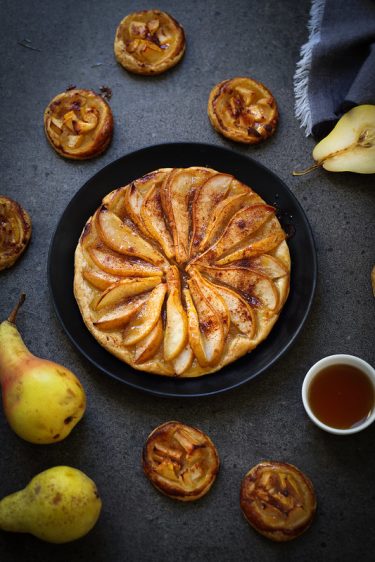 Tarte Fine Aux Poires - Recette Facile - Un Déjeuner De Soleil