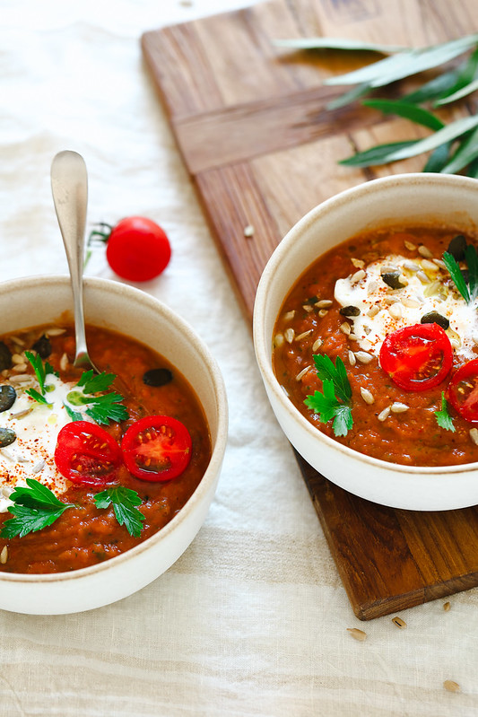 soupe froide tomates roties oignons burrata