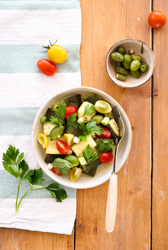 salade courgettes vapeur tomates olives legere