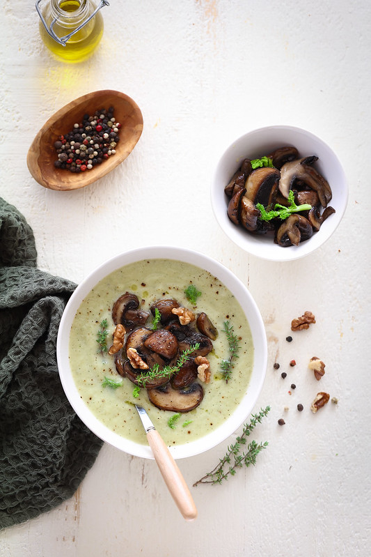 Soupe veloutée de fenouil, champignons sautés