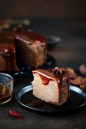 Gâteau fondant aux dattes et au caramel (sans laitages)