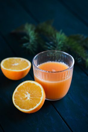 Jus de carottes, pommes et orange (sans centrifugeuse ou extracteur)