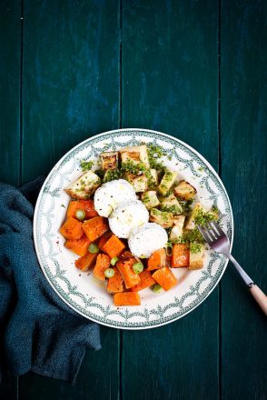 Céléri rave et butternut rôtis avec chapelure aux herbes